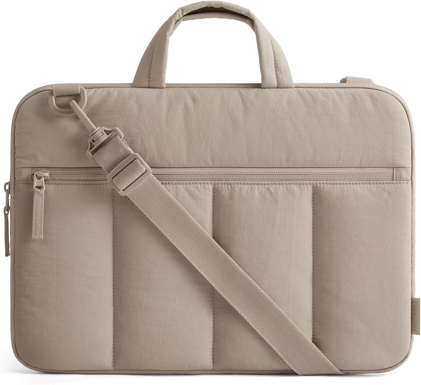 Quilted 15.6-inch laptop sleeve with strap